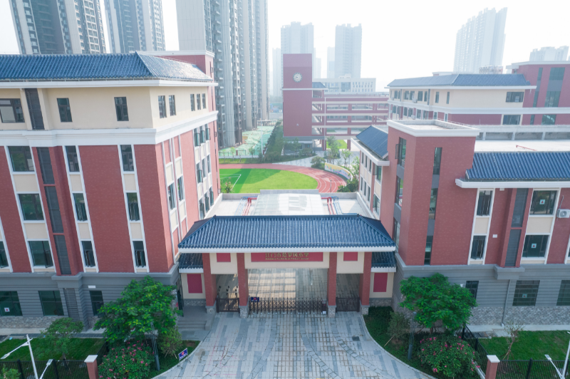 范羅岡小學華盛校區.jpg